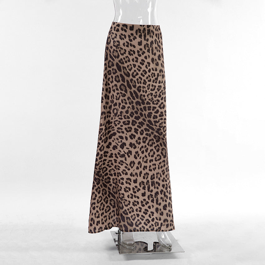 Women’s Leopard Print Skirt