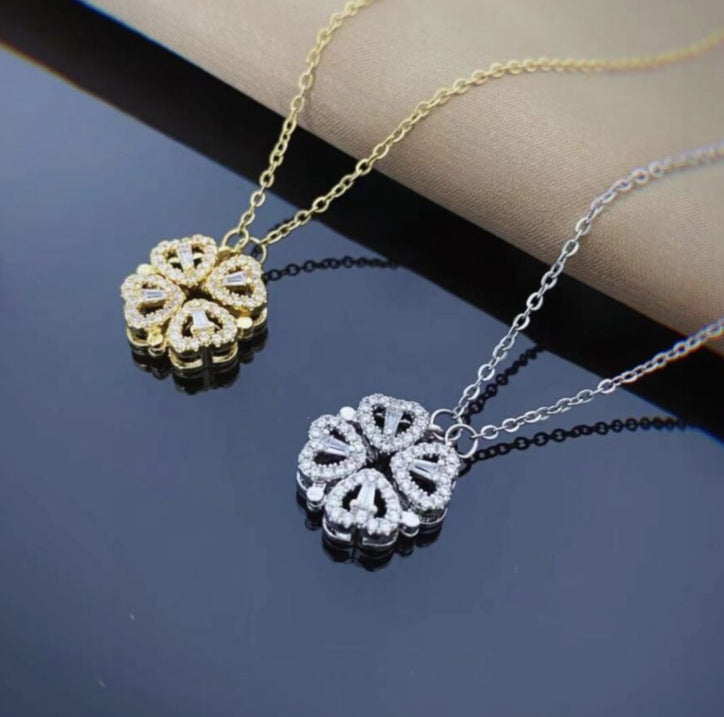 Four-Leaf Clover Openable Pendant Choker