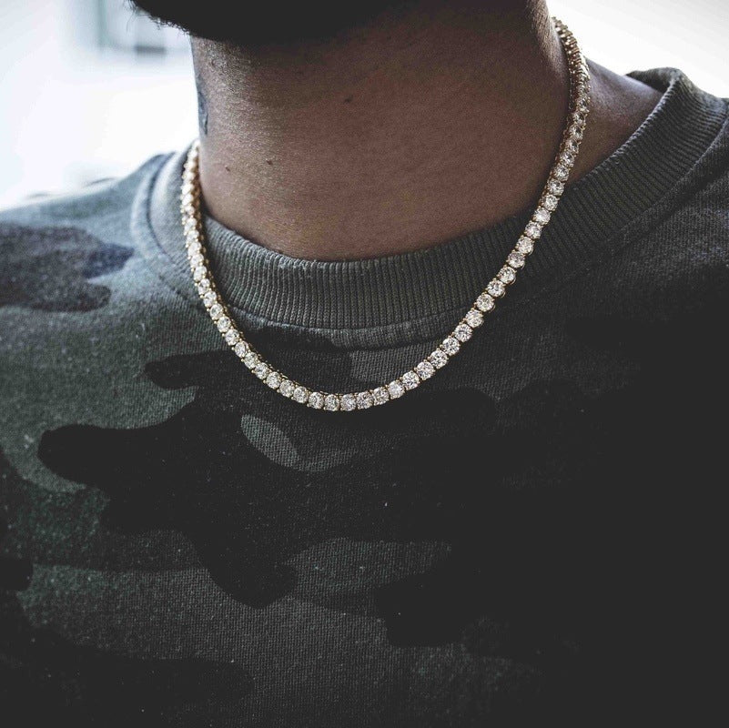 Men’s Fashionable Shiny Necklace